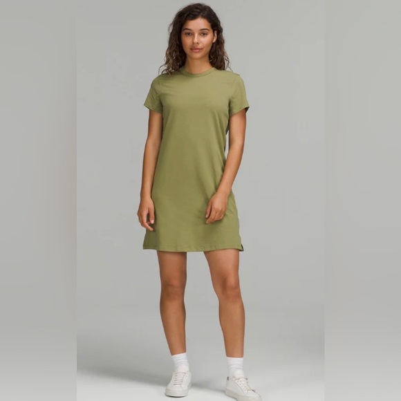 lululemon athletica Dresses & Skirts - Lululemon Classic-Fit Cotton-Blend T-shirt Dress